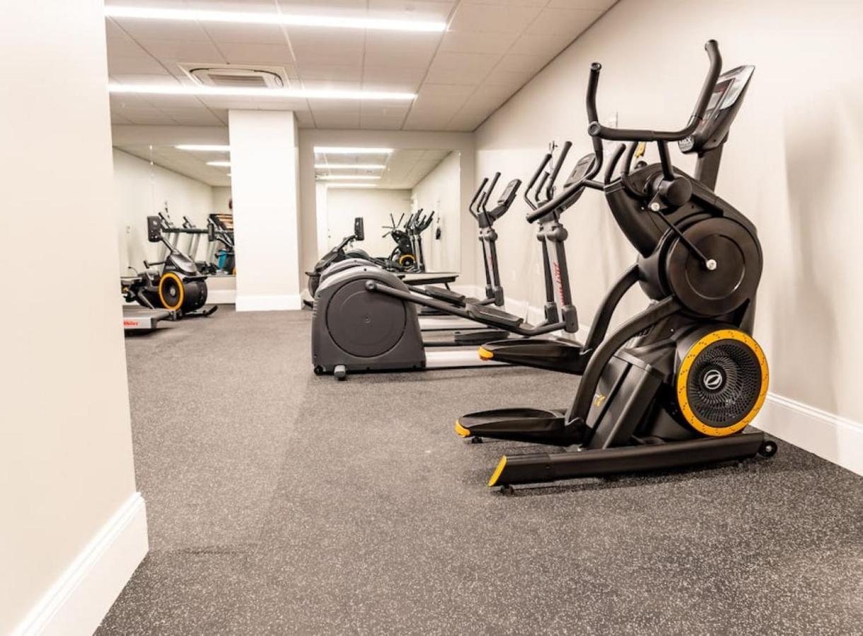 Hostwise Stays - The Washington At Chatham - Free Parking, Private Gym, Skyline Views! Питтсбург Экстерьер фото