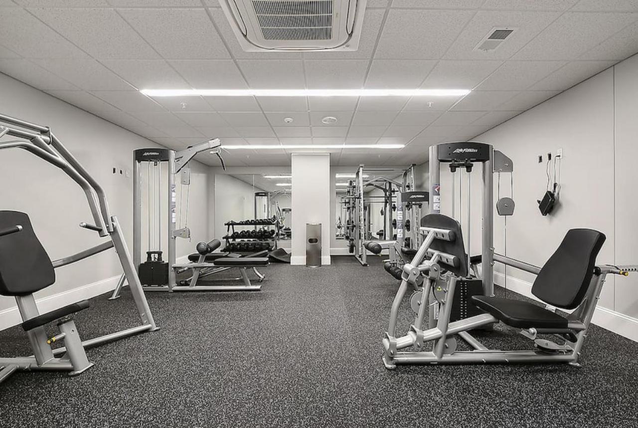 Hostwise Stays - The Washington At Chatham - Free Parking, Private Gym, Skyline Views! Питтсбург Экстерьер фото